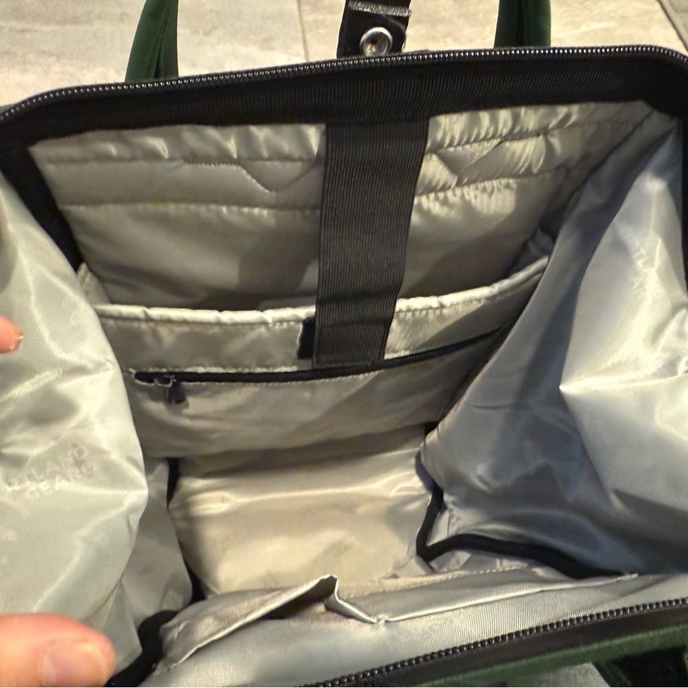 Green Standard Portland Gear Backpack - Picture 3 of 4
